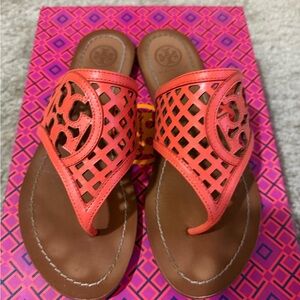 Tory Burch Sandals
Pre-loved